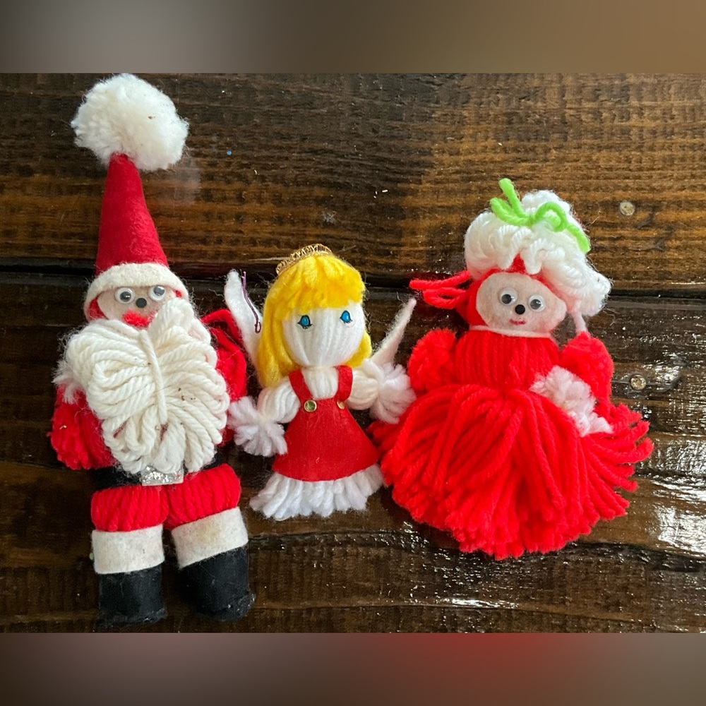 Vintage Lot of 3 Assorted Yarn Christmas Ornaments Decor